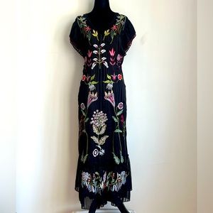 Embroidered striped maxi dress with sleeves